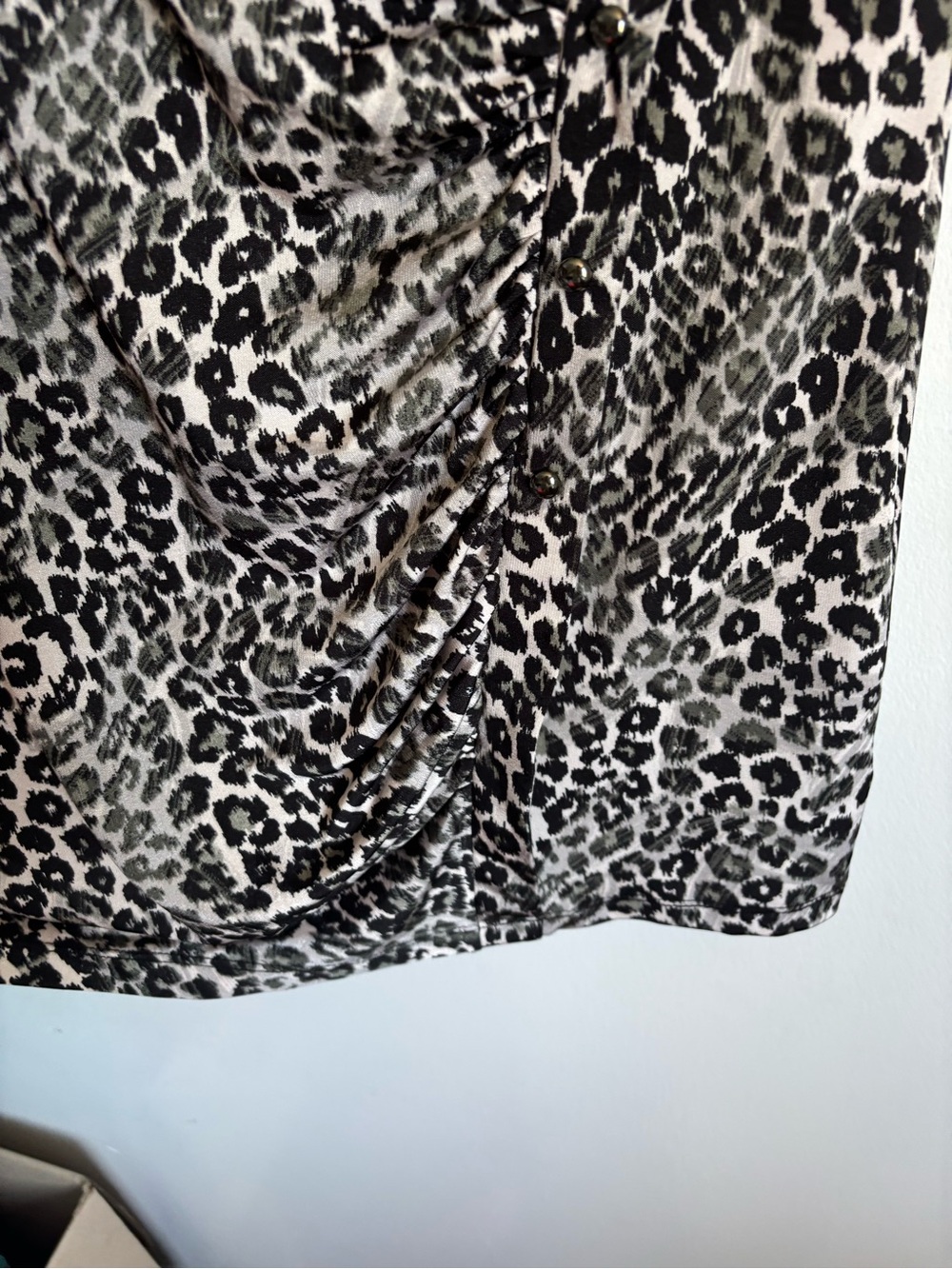Allen B. By Allen Schwartz Black and Cream Leopard Print Drape Neck Tank - Picture 4 of 7